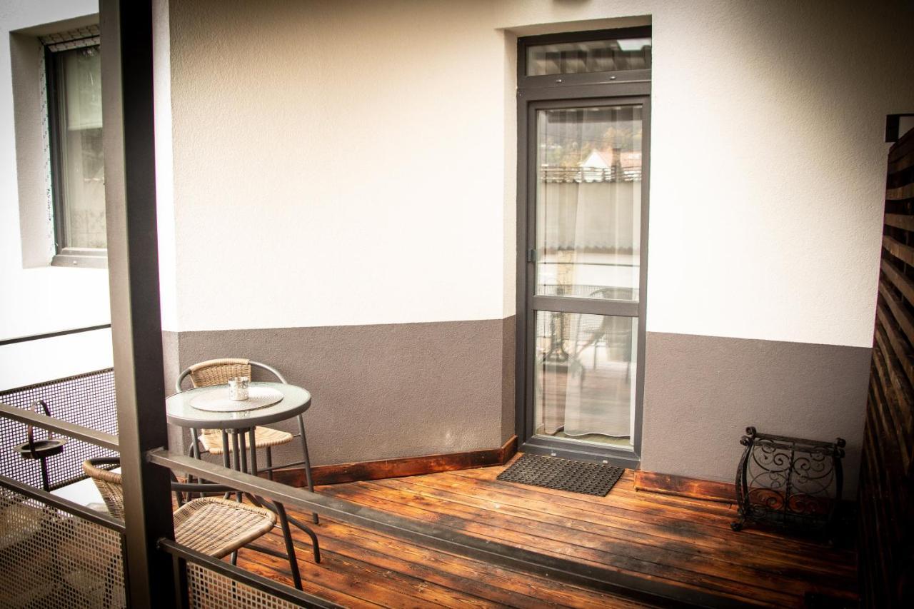 Loli Apartman Miskolc Exterior foto